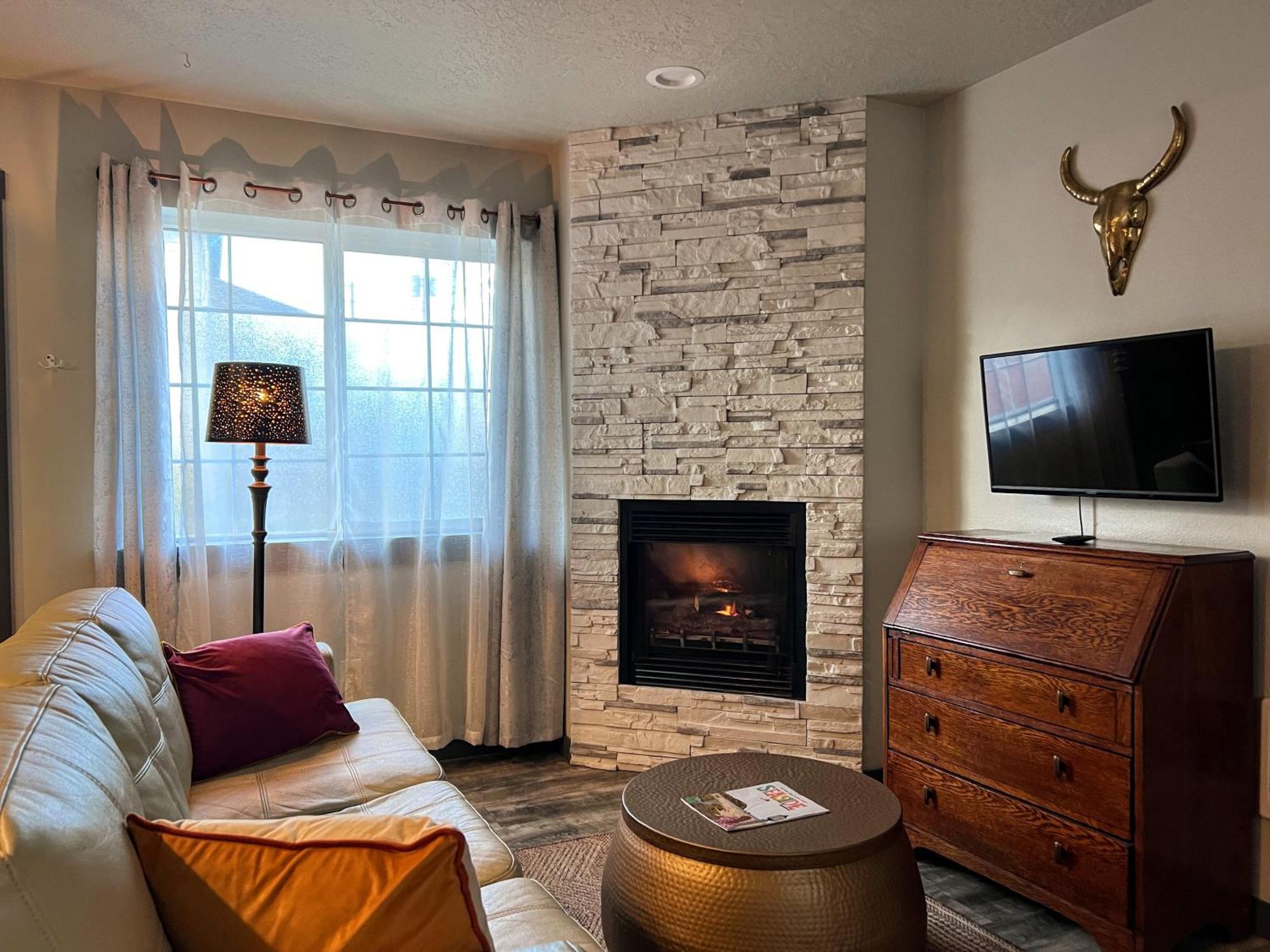 Starry Night Inn Seaside Bagian luar foto